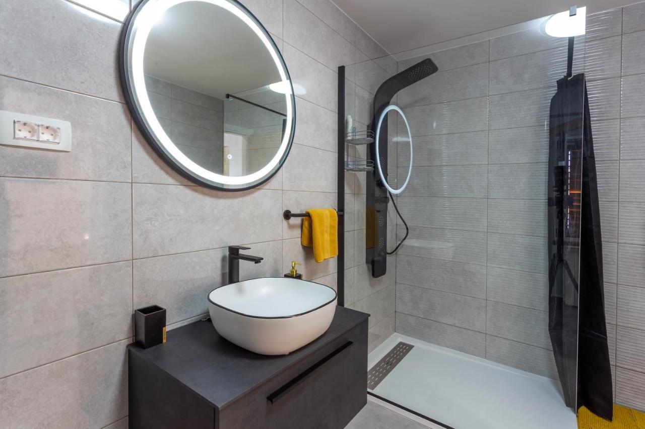 Deluxe Dreamy Room In The Center Of Hvar With Sea View Hvar Town Exteriér fotografie